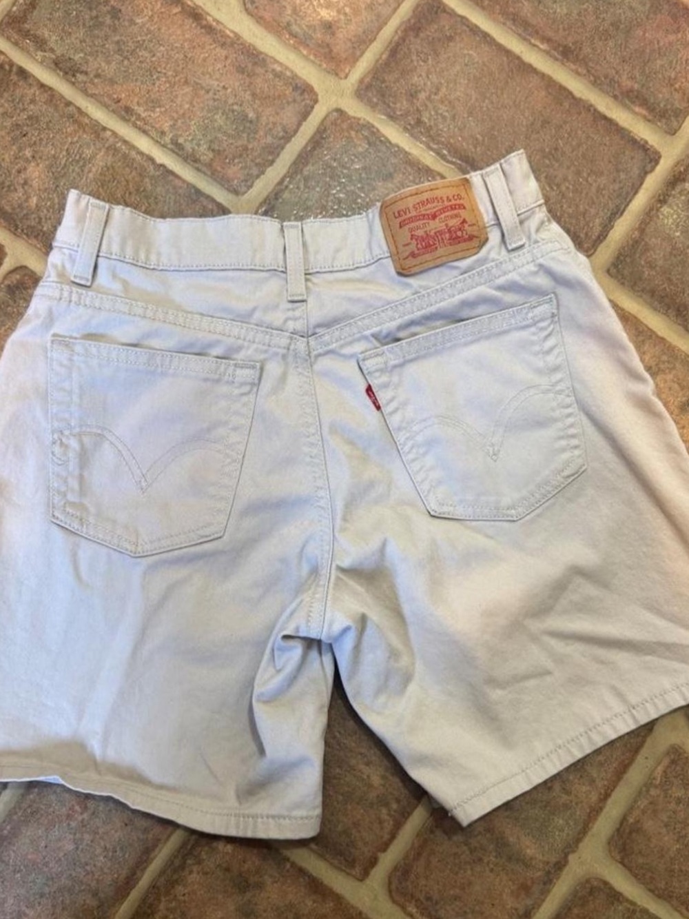 Levi's Women's y2k vintage cream Denim Shorts